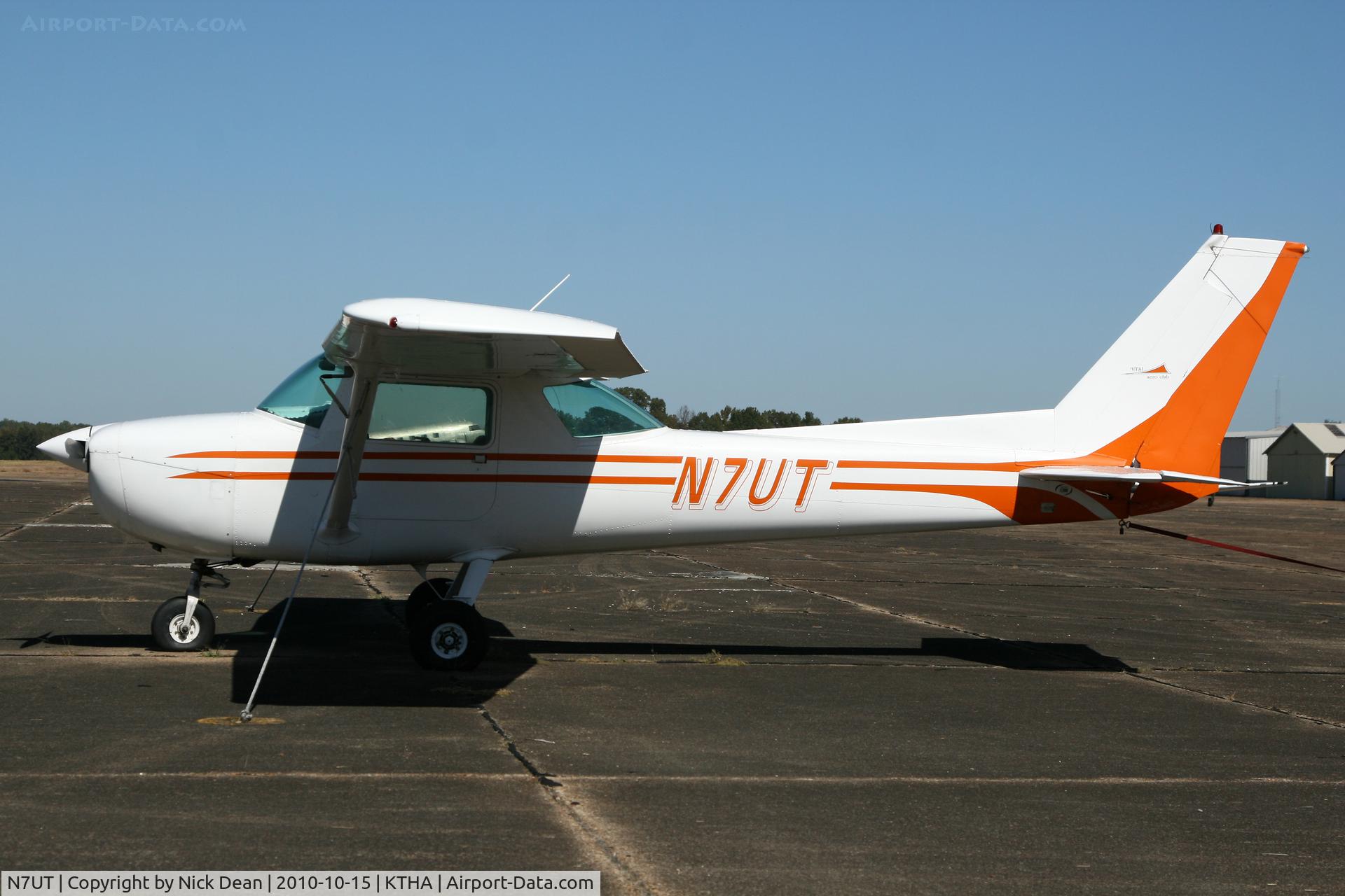 N7UT, 1974 Cessna 150M C/N 15076100, KTHA Beech party 2010