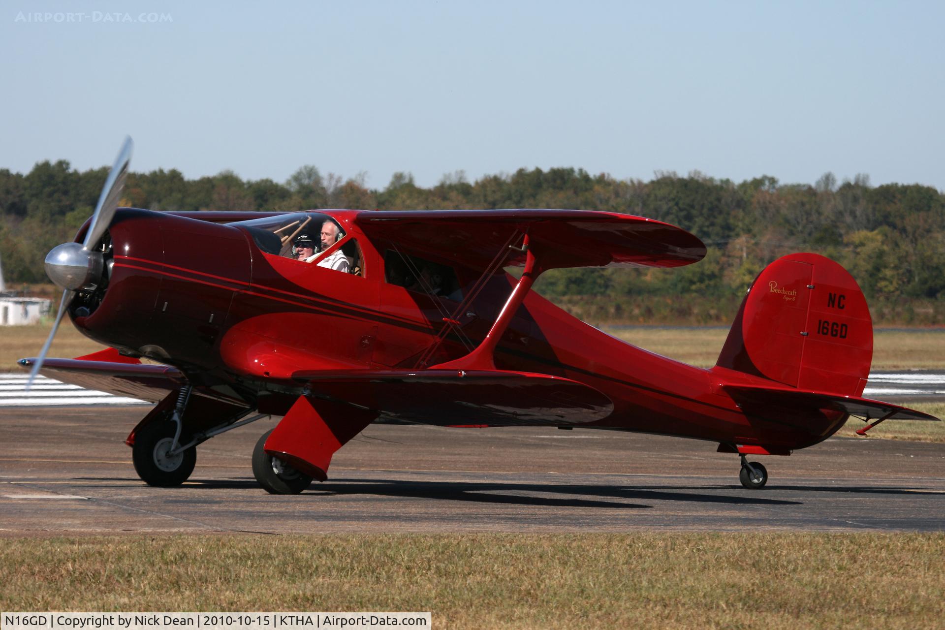 N16GD, 1944 Beech G17S C/N 6766, KTHA Beech party 2010