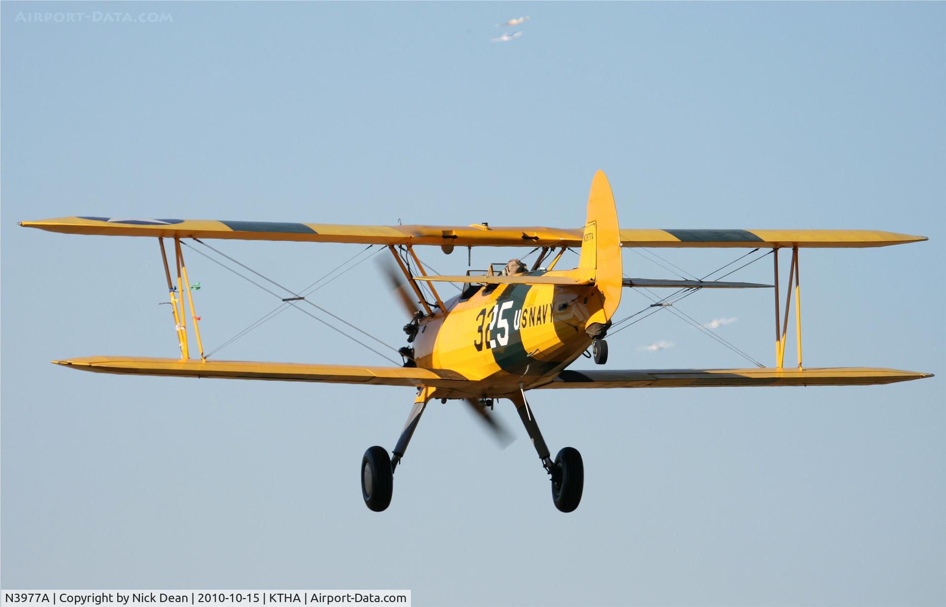 N3977A, 1983 Boeing 75 C/N AR-27, KTHA Beech party 2010