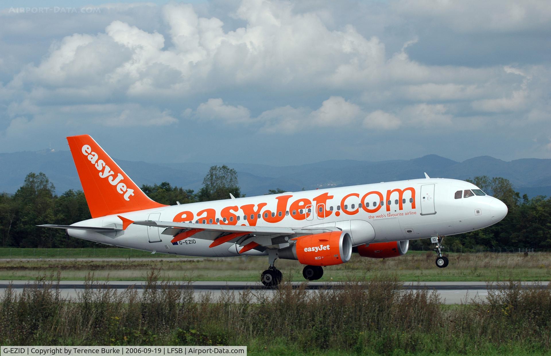 G-EZID, 2005 Airbus A319-111 C/N 2442, Landing at Basel Airport