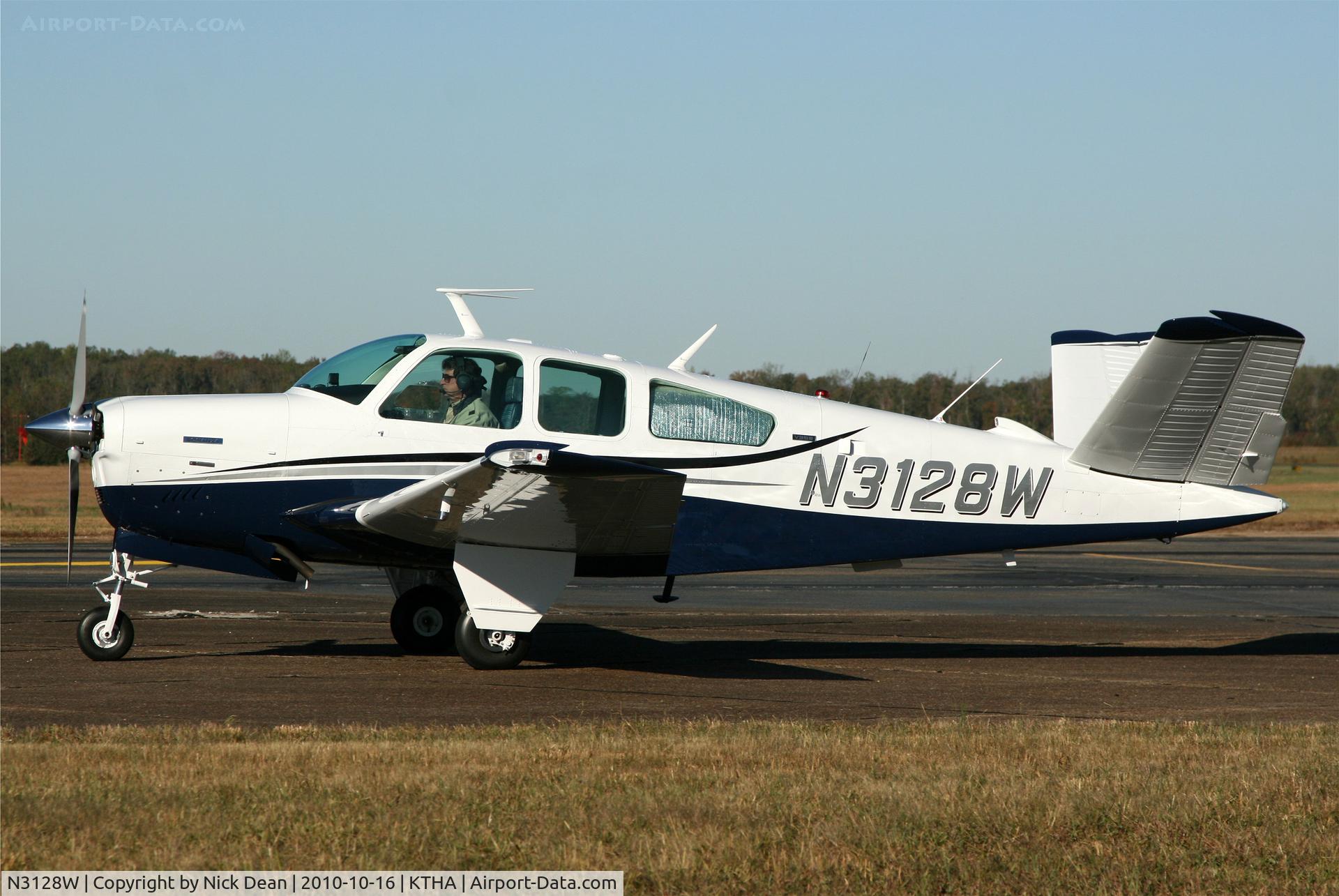 N3128W, 1973 Beech V35B Bonanza C/N D-9564, KTHA Beech party 2010