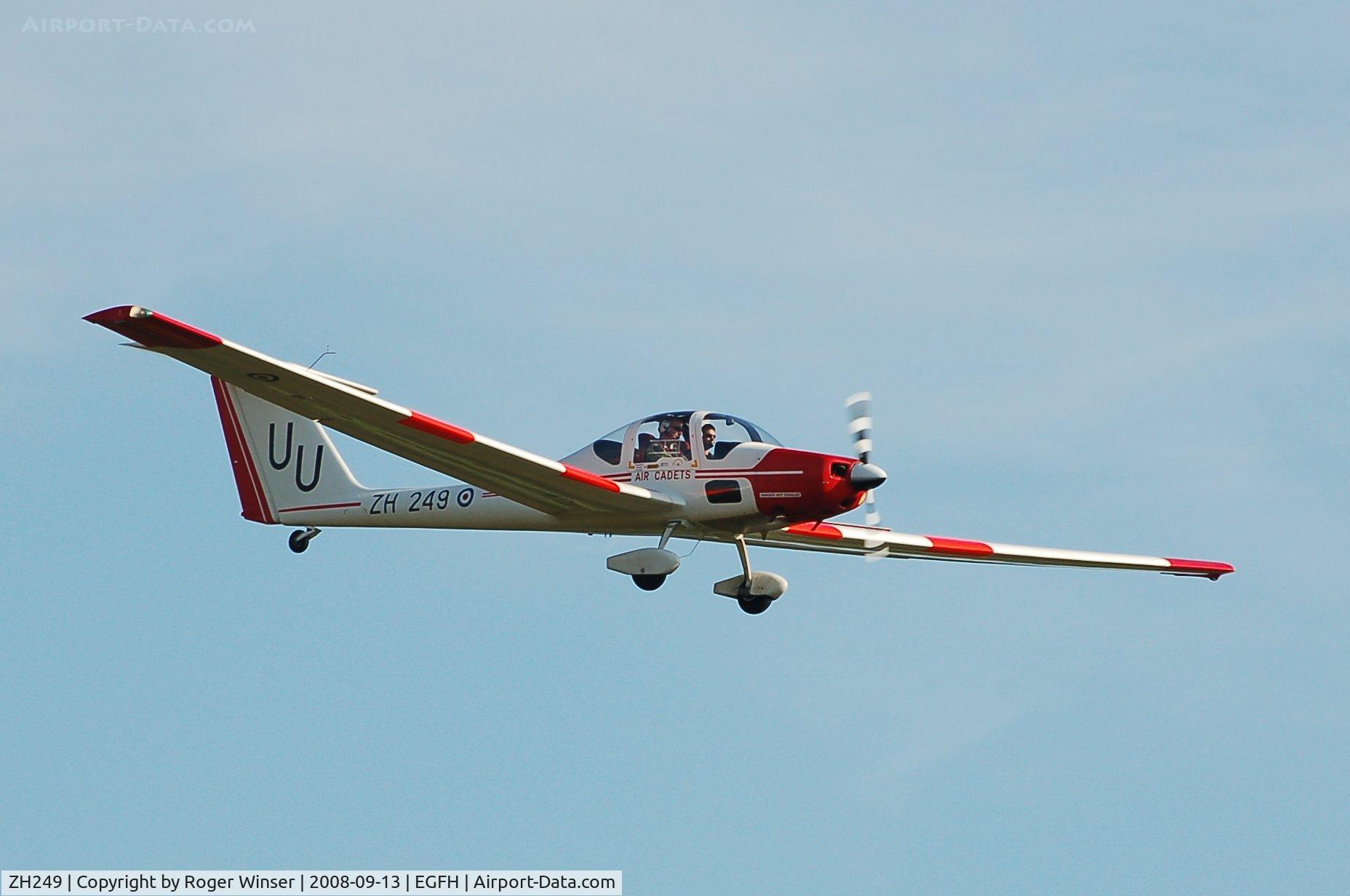 ZH249, Grob G-109B Vigilant T1 C/N 6562, Coded UU. Spare aircraft based at MOD St Athan and shared between 634 VGS and 636 VGS. Flown by Air Cadets of 636 VGS from Swansea Airport.
