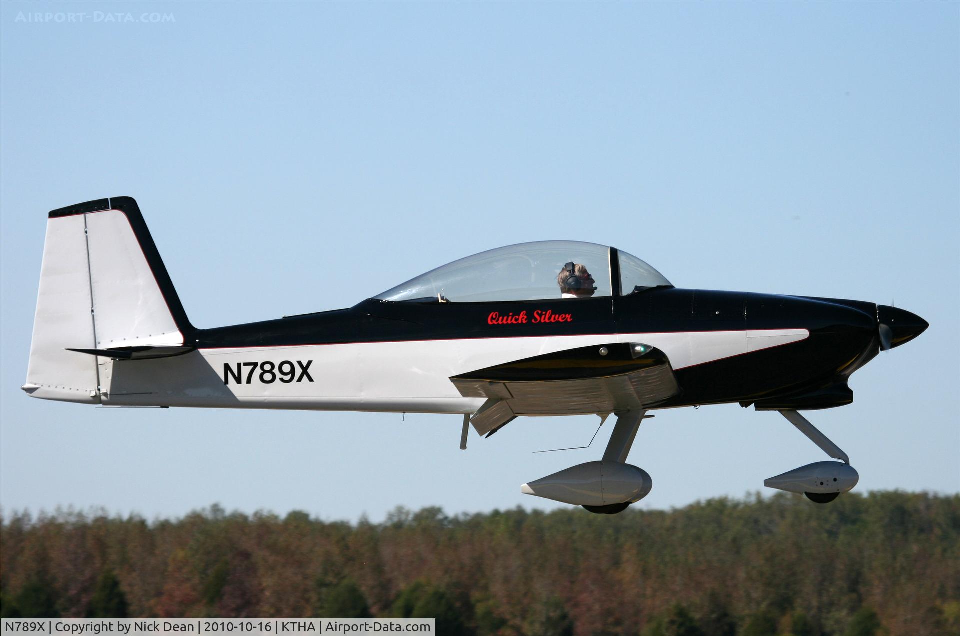 N789X, 2006 Vans RV-8A C/N 81536, KTHA Beech party 2010