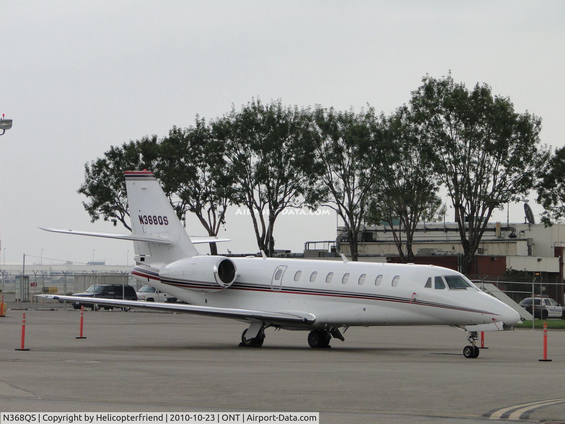 N368QS, 2006 Cessna 680 Citation Sovereign C/N 680-0073, Waiting to be moved into the hanger