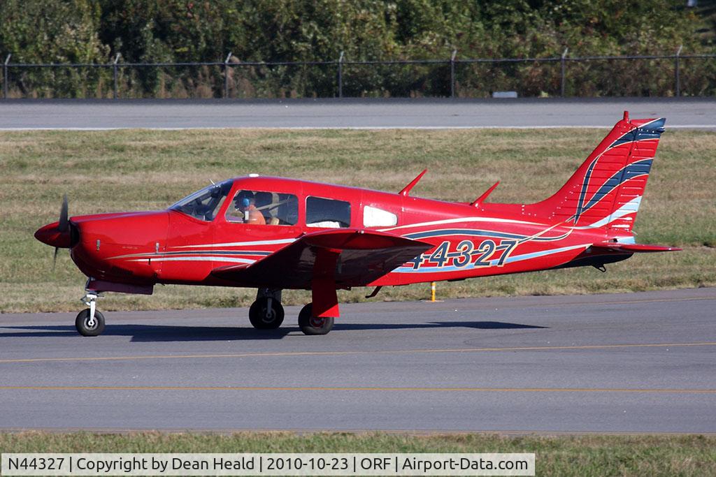 N44327, 1974 Piper PA-28R-200 C/N 28R-7435306, 1974 Piper Cherokee Arrow II N44327 taxiing to RWY 23 via Taxiway Charlie for departure to Cincinnati Municipal Airport (KLUK).