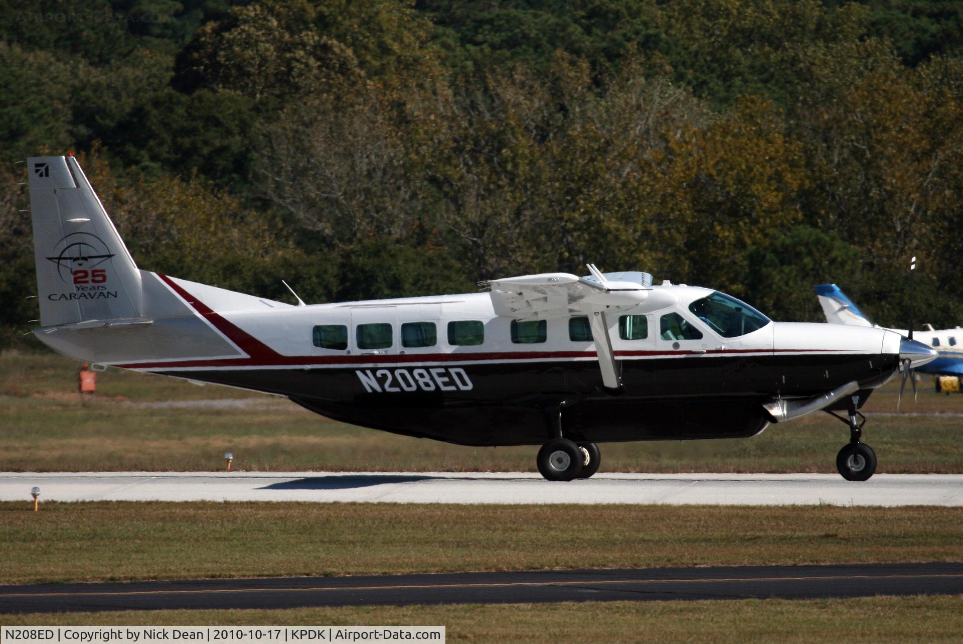 N208ED, 2010 Cessna 208B C/N 208B2162, KPDK NBAA 2010