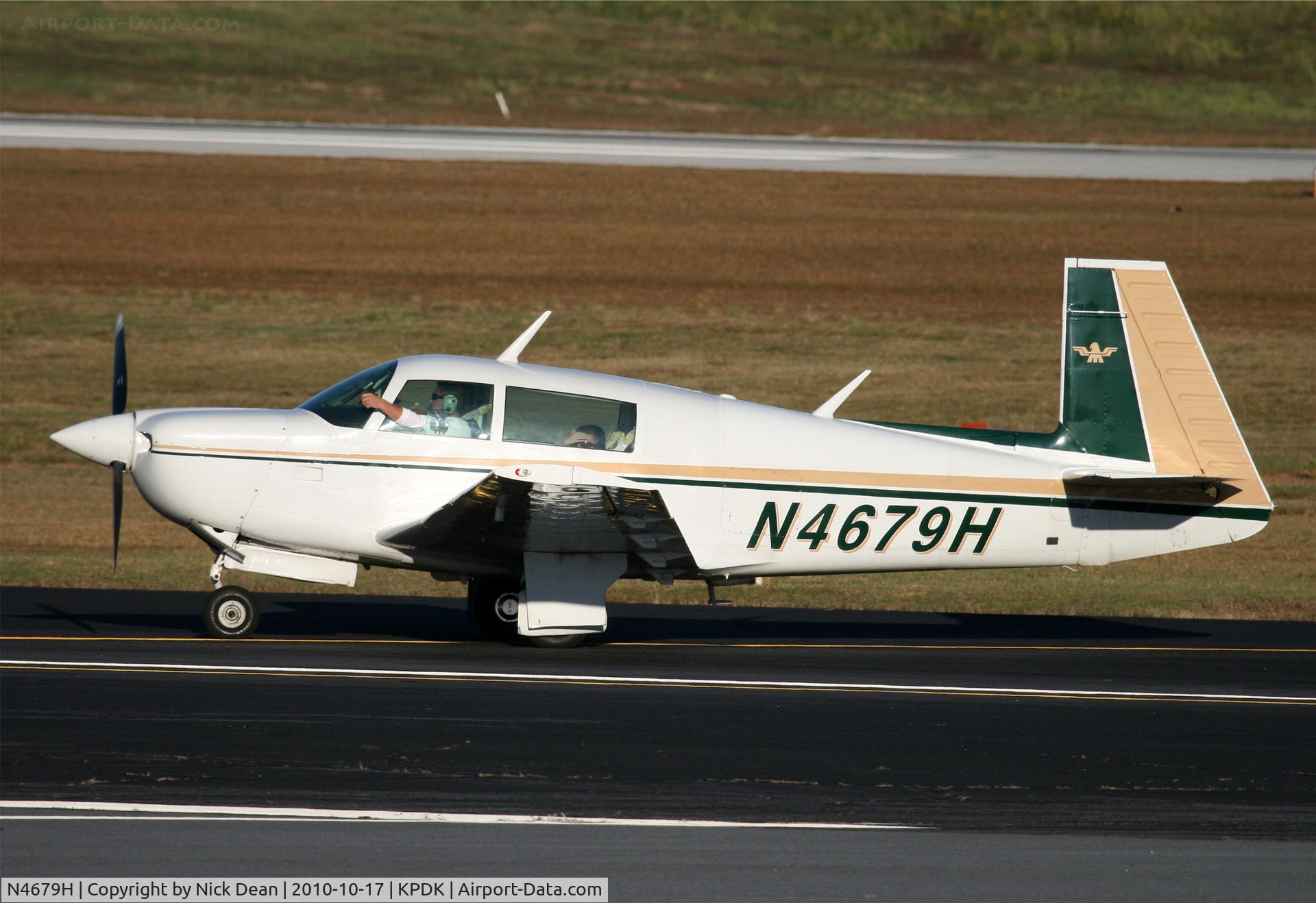 N4679H, 1979 Mooney M20J 201 C/N 24-0808, KPDK NBAA 2010