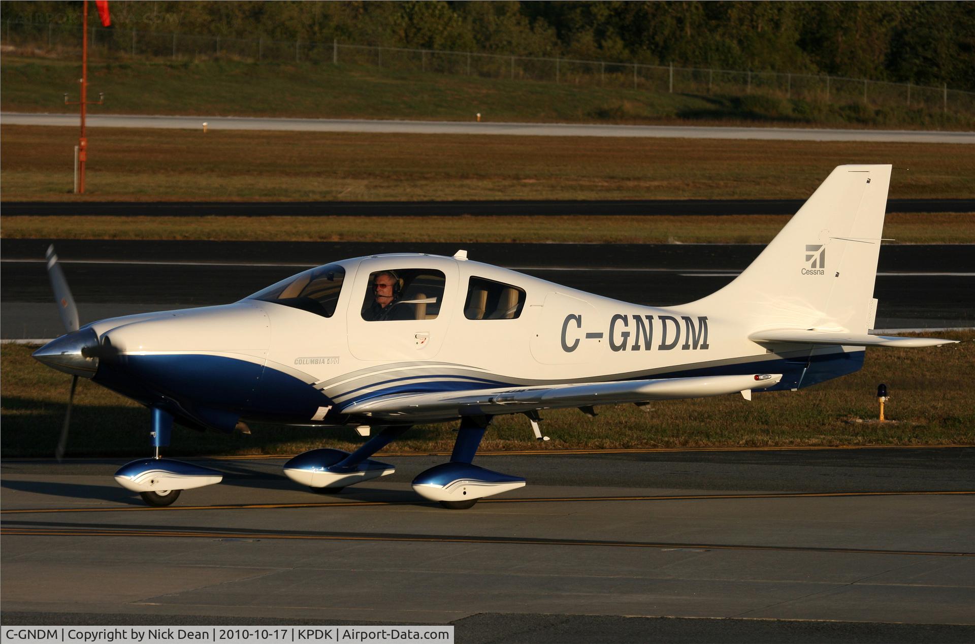 C-GNDM, 2004 Lancair LC41-550FG C/N 41052, KPDK NBAA 2010
