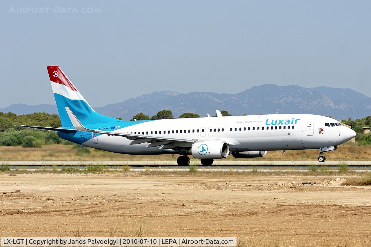 LX-LGT, 2000 Boeing 737-8K5 C/N 28228, Luxair Boeing B737-8K5 take-off in PMI/LEPA