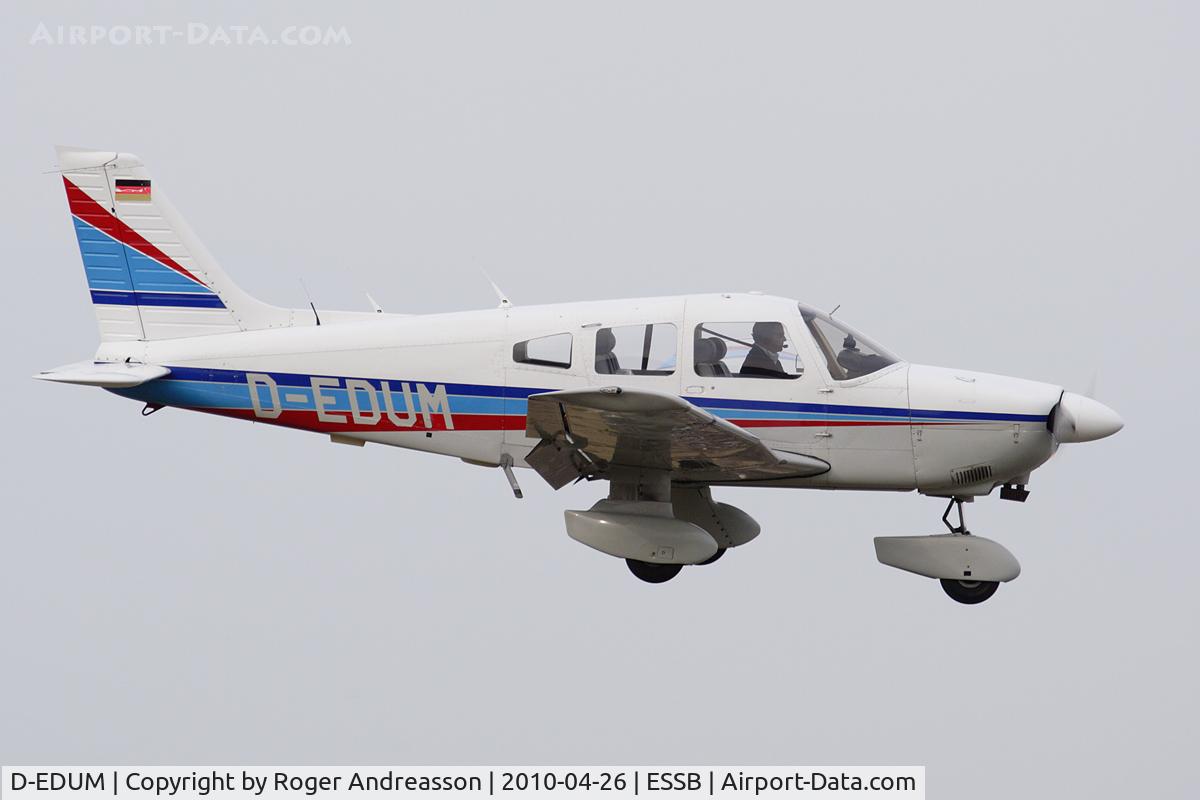 D-EDUM, Piper PA-28-181 Archer II C/N 28-90055, Arriving from from EKYT