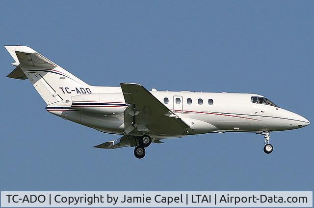TC-ADO, 2005 Raytheon Hawker 800XP C/N 258738, Landing at Antalya