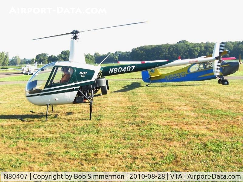 N80407, 1989 Robinson R22 BETA C/N 1038, Departing the Newark, Ohio breakfast fly-in