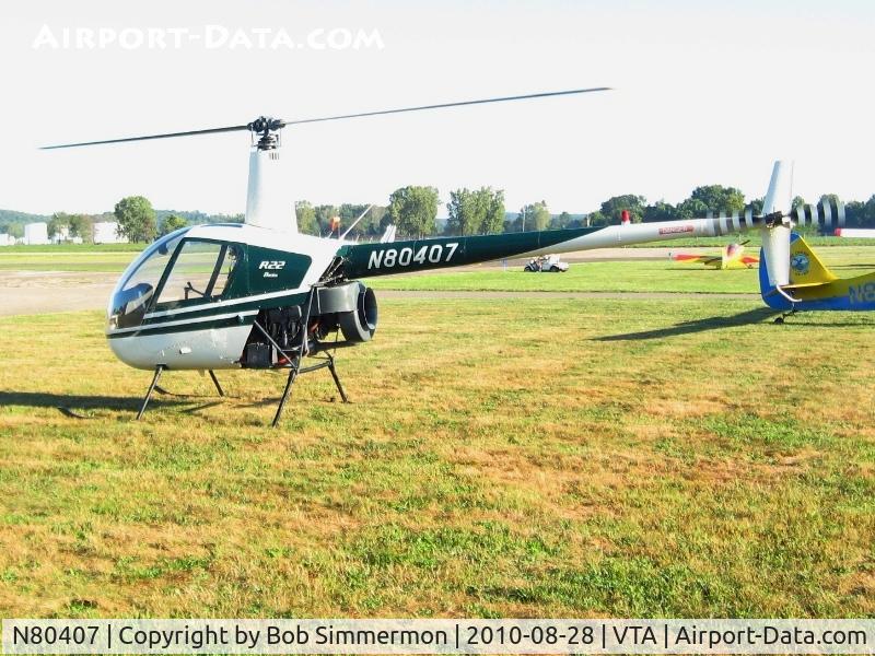 N80407, 1989 Robinson R22 BETA C/N 1038, Departing the Newark, Ohio breakfast fly-in
