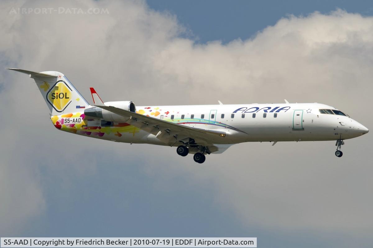 S5-AAD, 1997 Canadair CRJ-200LR (CL-600-2B19) C/N 7166, short final RW07R
