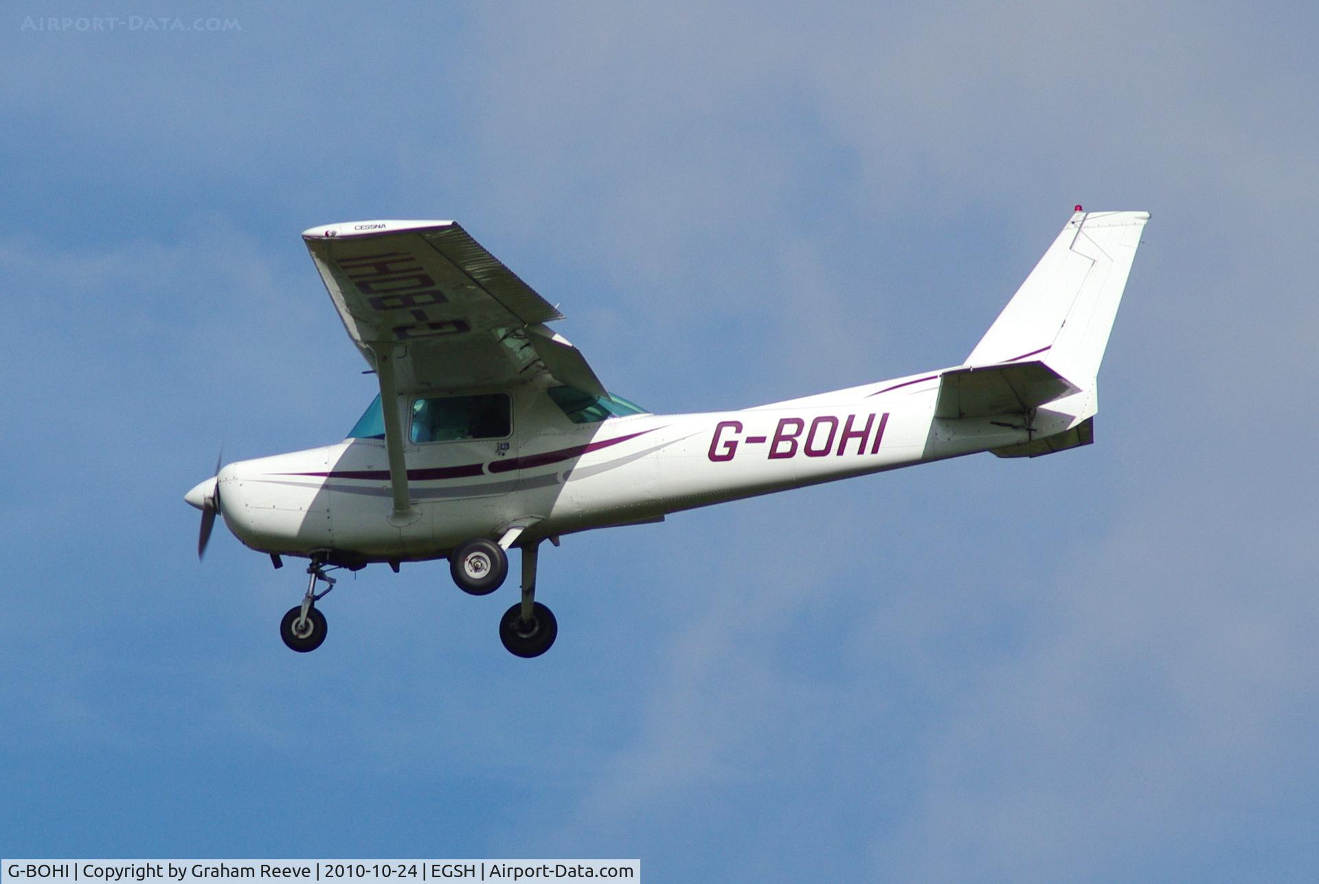 G-BOHI, 1978 Cessna 152 C/N 15281241, Landing at Norwich.