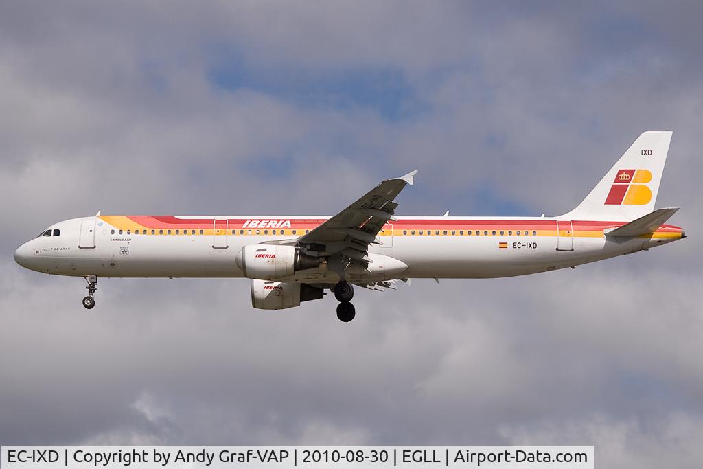 EC-IXD, 2004 Airbus A321-211 C/N 2220, Iberia A321
