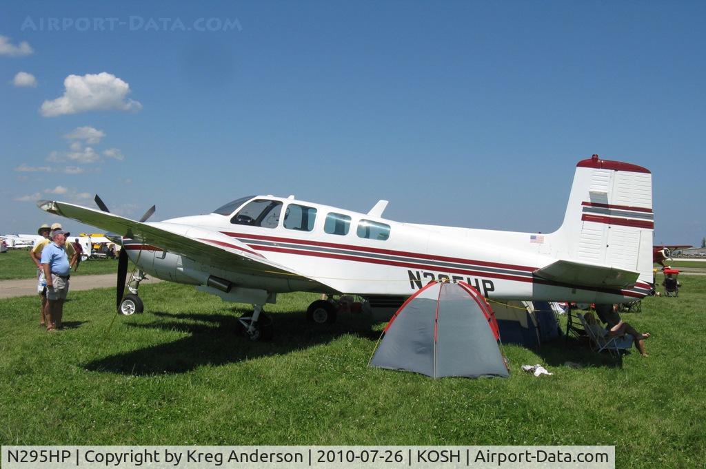 N295HP, 1961 Beech D50E Twin Bonanza C/N DH-318, EAA AirVenture 2010