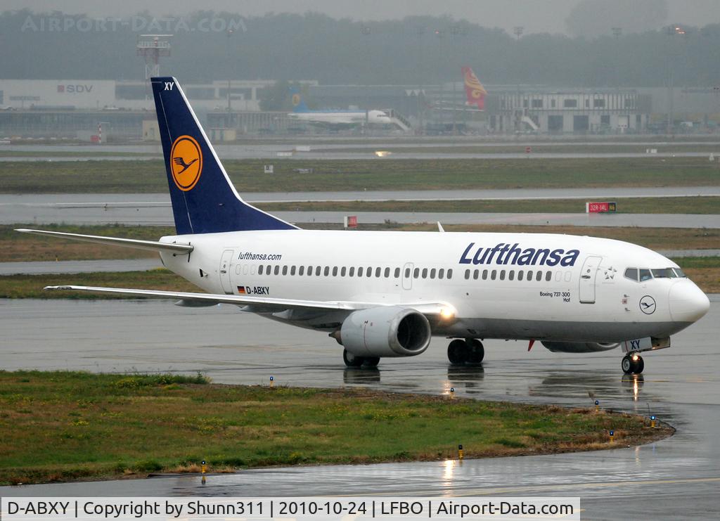 D-ABXY, 1989 Boeing 737-330 C/N 24563, Taxiing gate 'Echo 50'