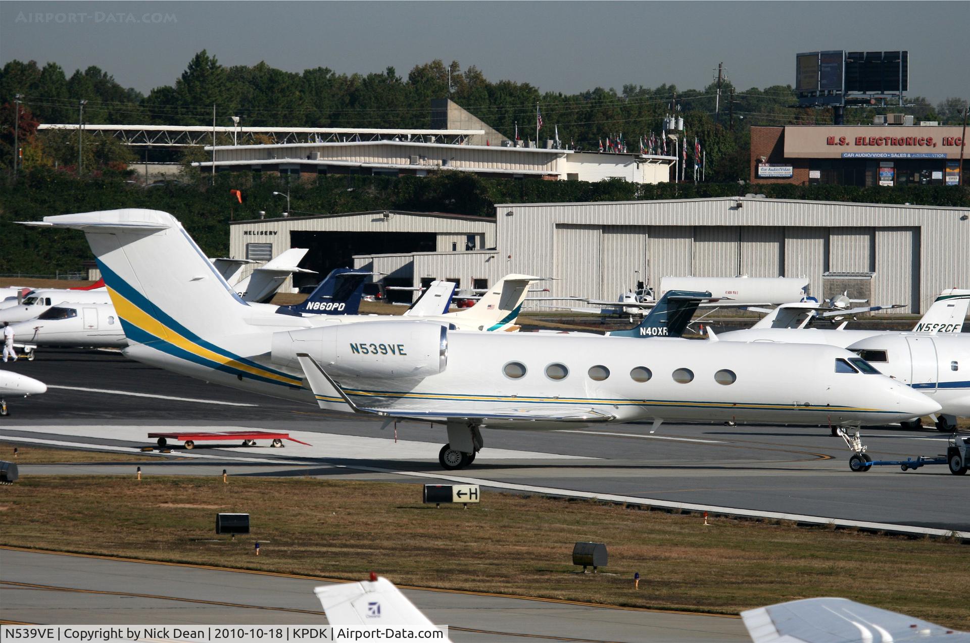 N539VE, 2006 Gulfstream Aerospace GIV-X (G450) C/N 4039, KPDK NBAA 2010