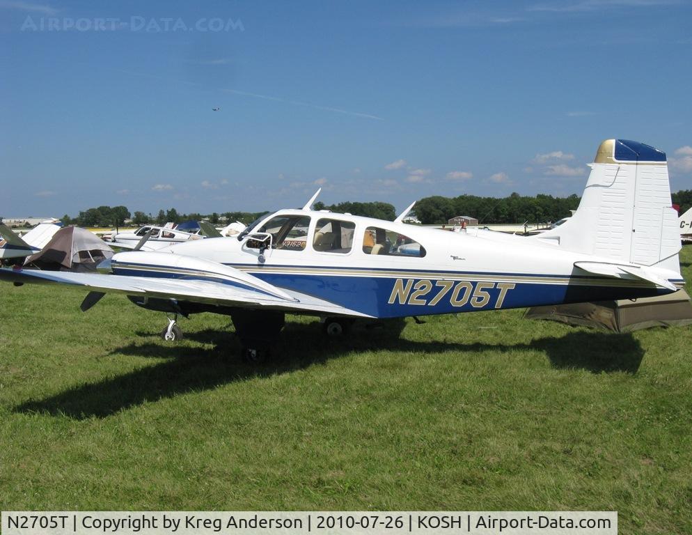 N2705T, 1967 Beech D95A Travel Air C/N TD-690, EAA AirVenture 2010