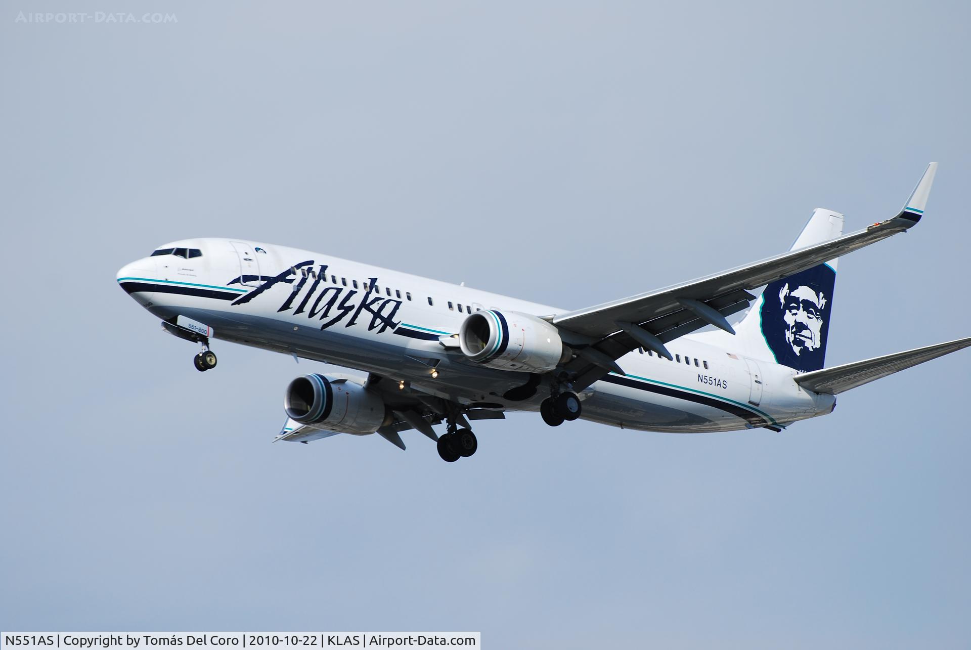 N551AS, 2006 Boeing 737-890 C/N 34593, Alaska Airlines Boeing 737-890 N551AS (cn 34593/1860)

Las Vegas - McCarran International (LAS / KLAS)
USA - Nevada, 10-22-2010
Photo: Tomás Del Coro
