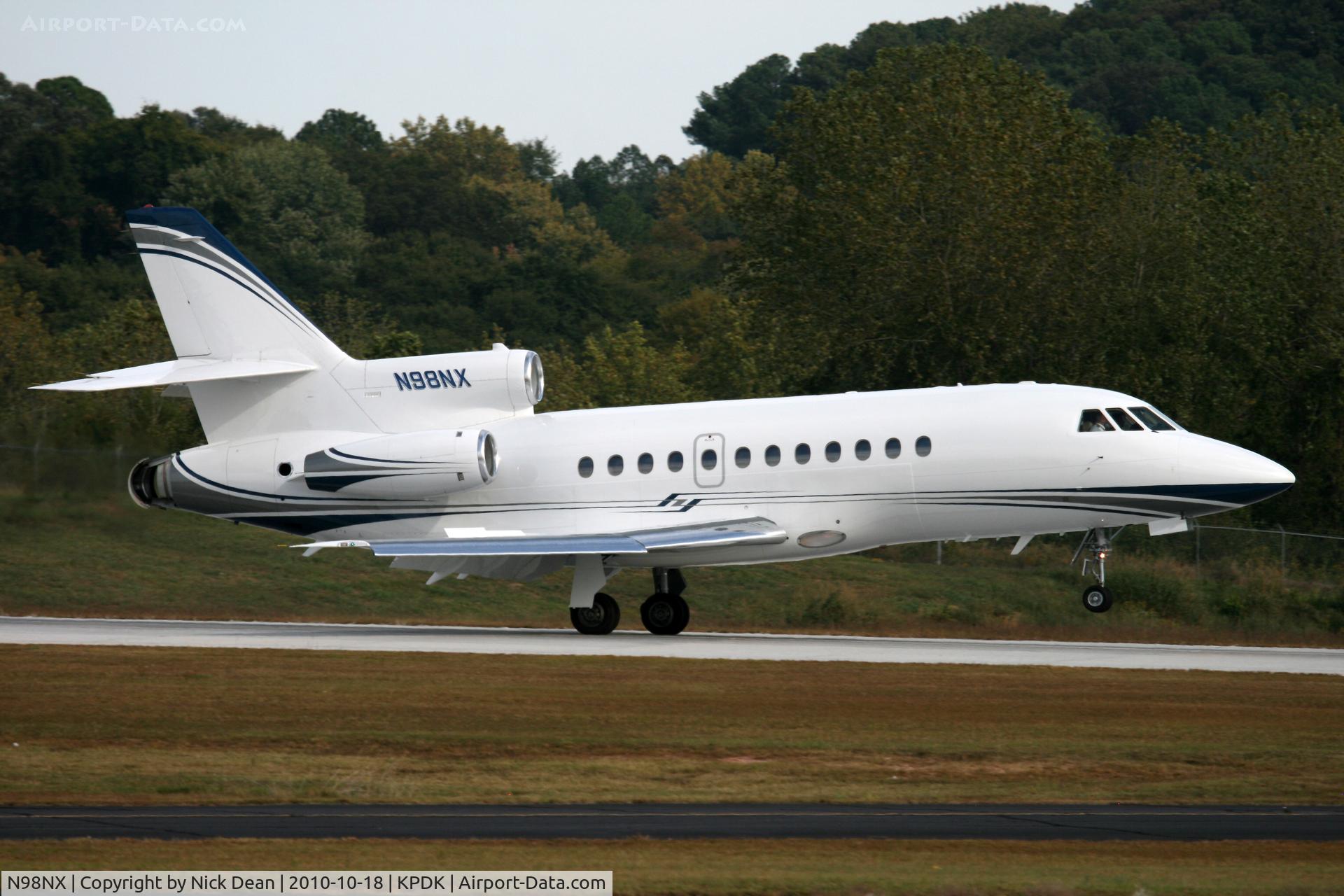 N98NX, 1993 Dassault Falcon 900B C/N 128, KPDK NBAA 2010