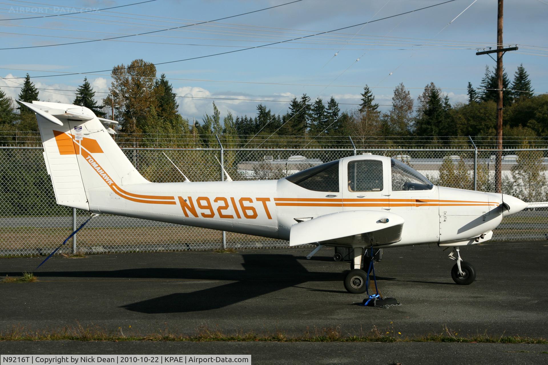 N9216T, 1978 Piper PA-38-112 Tomahawk C/N 38-78A0279, KPAE