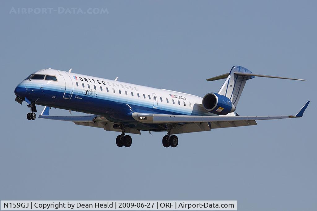 N159GJ, 2005 Bombardier CRJ-702 (CL-600-2C10) Regional Jet C/N 10238, United Express (GoJet Airlines) N159GJ (FLT GJS7479) arriving from Washington Dulles Int'l (KIAD).