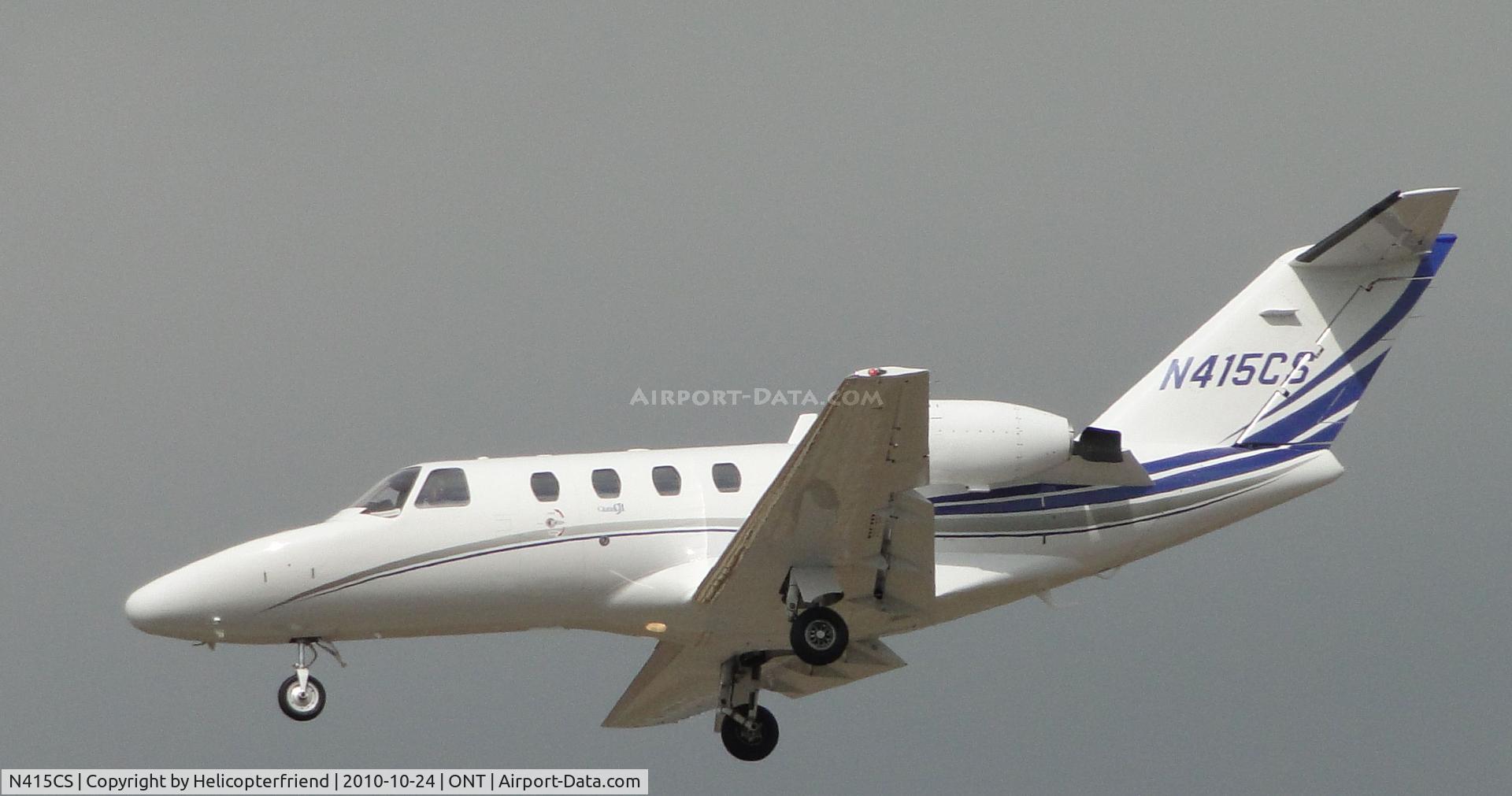 N415CS, 2000 Cessna 525 C/N 525-0373, On final to runway 26R