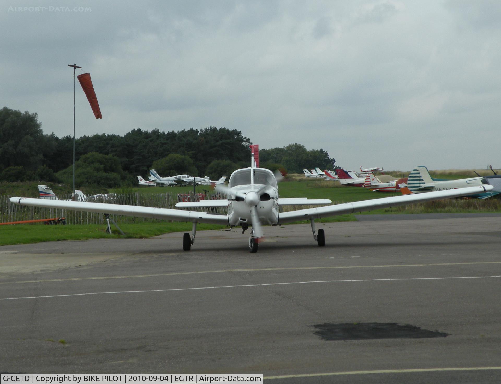 G-CETD, 2002 Piper PA-28-161 Cherokee Warrior III C/N 2842152, Leaving the pumps.