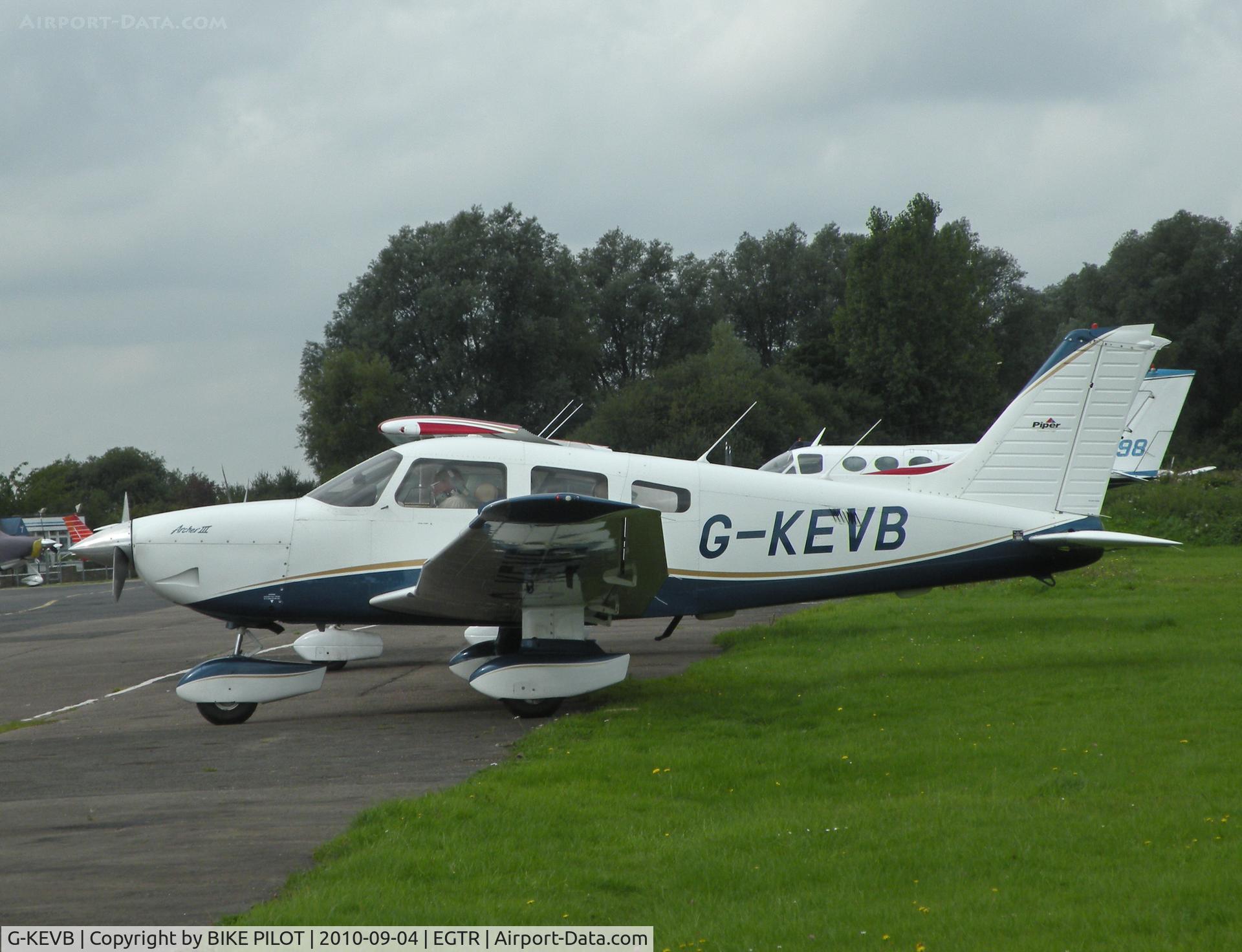 G-KEVB, 1997 Piper PA-28-181 Cherokee Archer III C/N 2843098, Just prior to start up.