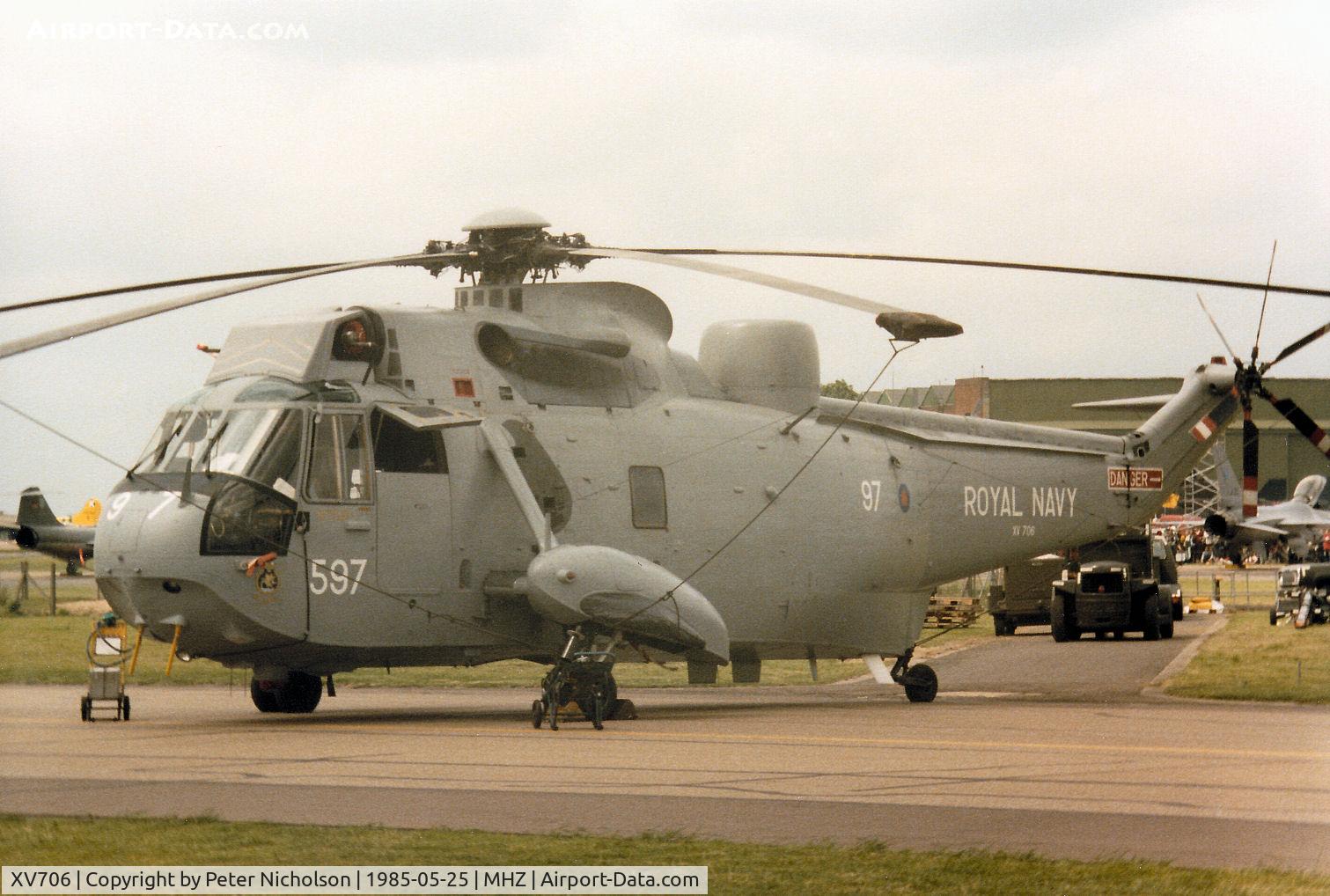 XV706, Westland Sea King HAS.6 C/N WA677, Sea King HAS.5 of 706 Squadron on display at the 1985 RAF Mildenhall Air Fete.