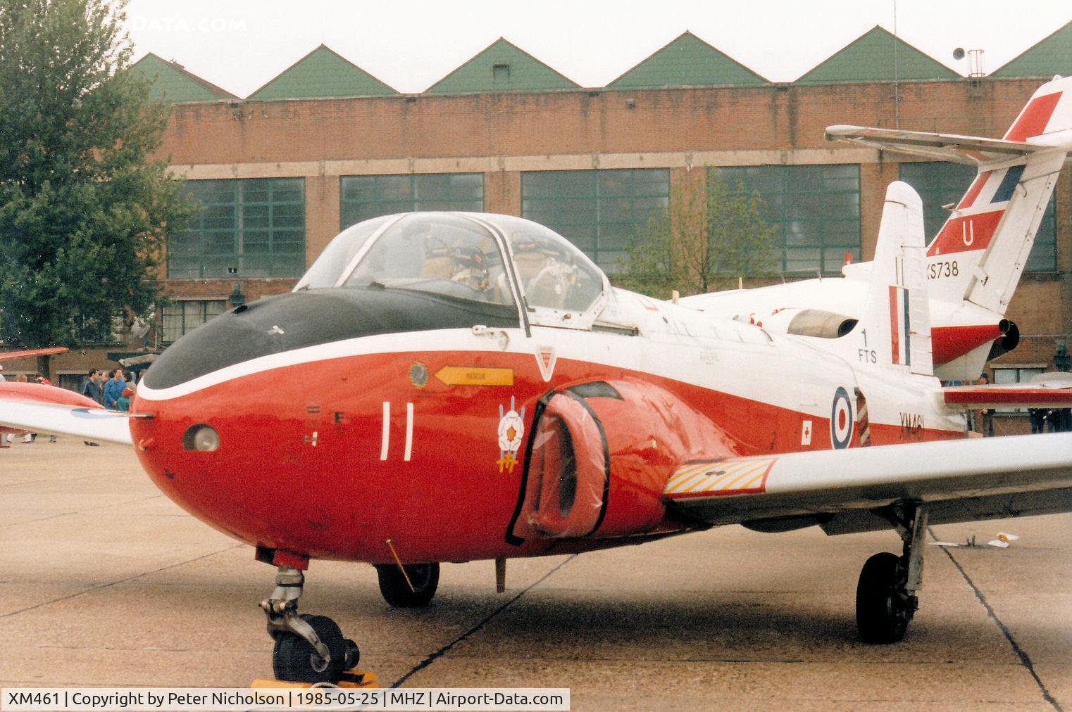 XM461, 1960 Hunting P-84 Jet Provost T.3A C/N PAC/W/9269, Jet Provost T.3A of 1 Flying Training School on display at the 1985 RAF Mildenhall Air Fete.