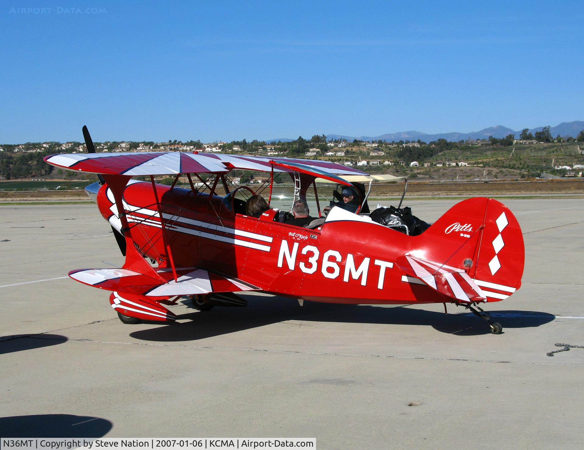 N36MT, 1995 Aviat Pitts S-2B Special C/N 5324, 1995 Aviat PITTS S-2B on sunny visitors ramp after flight up from Torrance, CA with N45D