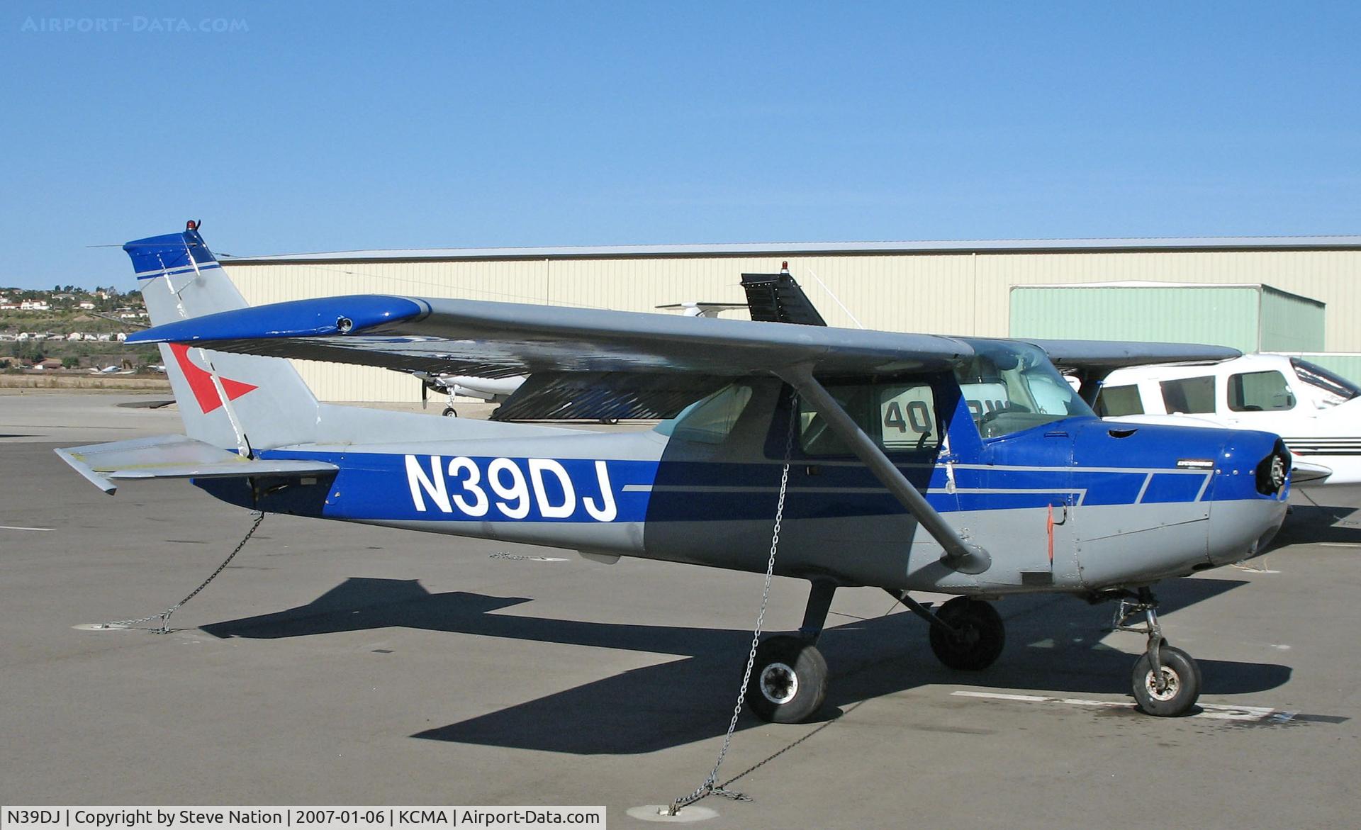 N39DJ, 1977 Cessna 152 C/N 15279594, Colorful 1977 Cessna 152 at home base minus prop (not going anywhere, today)