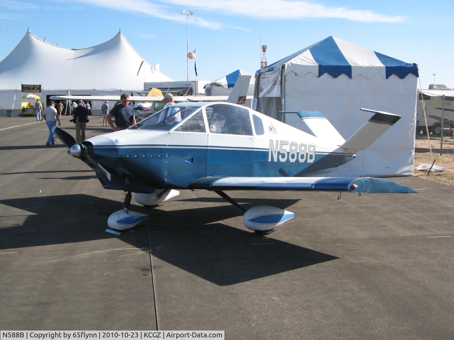 N588B, 1988 Davis DA-2A C/N HS2000, Sporty looking Davis at Copper State 2010.  Note the Kwik Fuel logos.