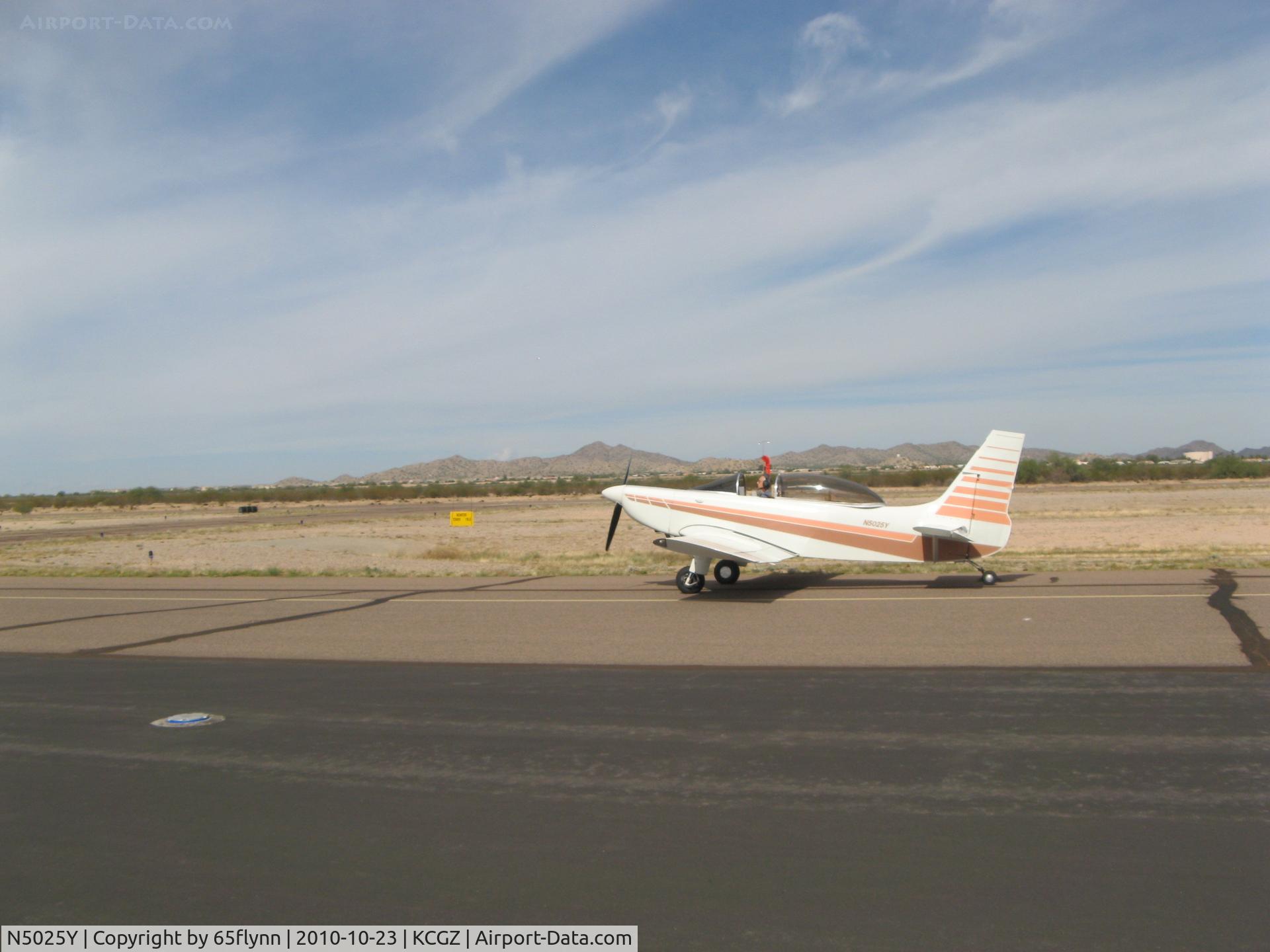 N5025Y, 1988 Jurca MJ-5 Sirocco C/N 022723, Sorry this pic isn't better.  But I wanted to include it since these are relatively rare in the United States.  Copper State 2010.