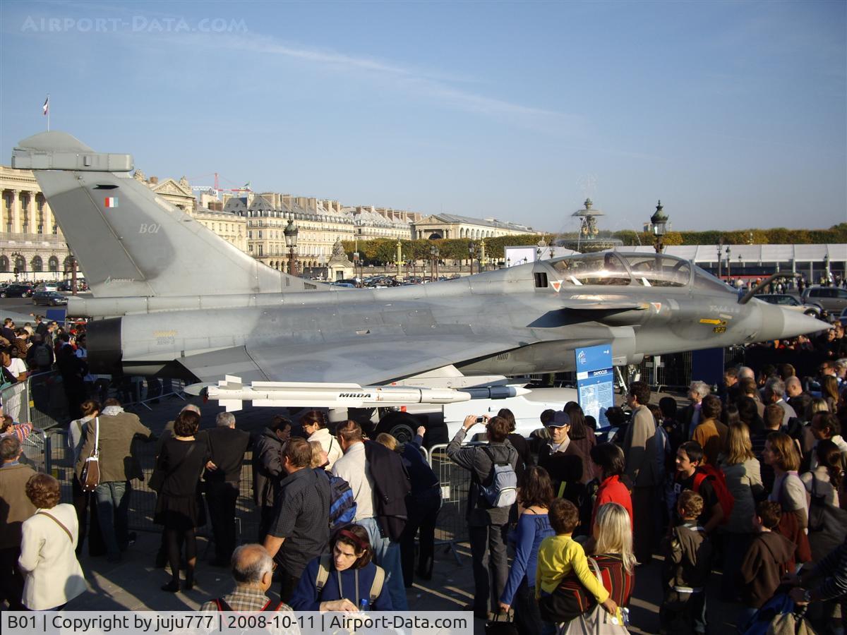 B01, Dassault Rafale B C/N B01, on display at Paris