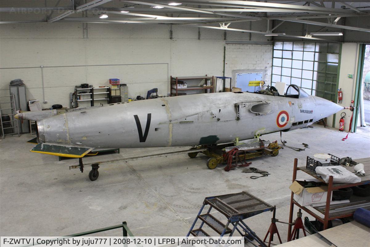 F-ZWTV, SNCASE SE-5003 Baroudeur C/N 03, on restoration at Ailes Ancienne le Bourget