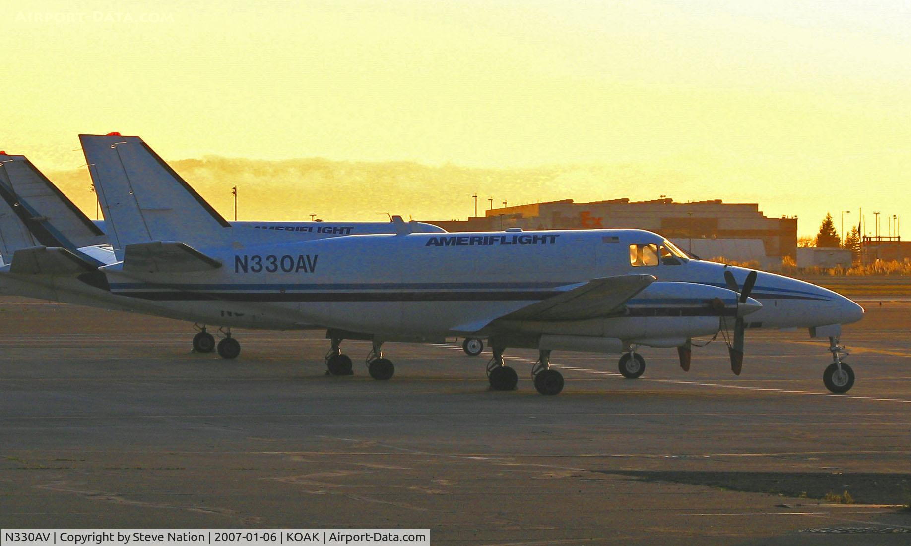 N330AV, 1986 Beech C99 Airliner C/N U-230, SUNSET AT OAKLAND: Operated by Ameriflight (at the time) 1986 Beech C99 flew small packages, canceled checks, etc. on West Coast