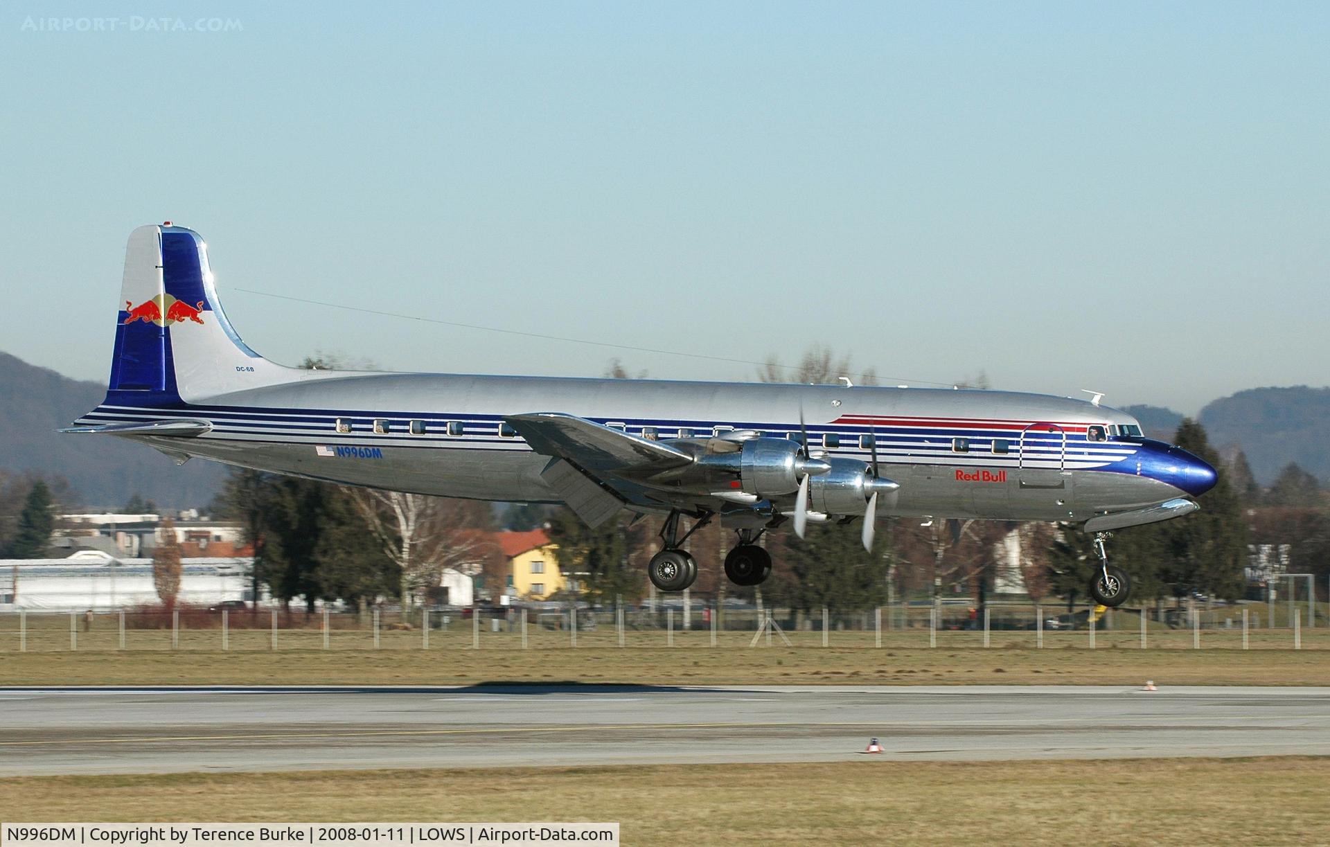 N996DM, 1958 Douglas DC-6B C/N 45563, Salzburg