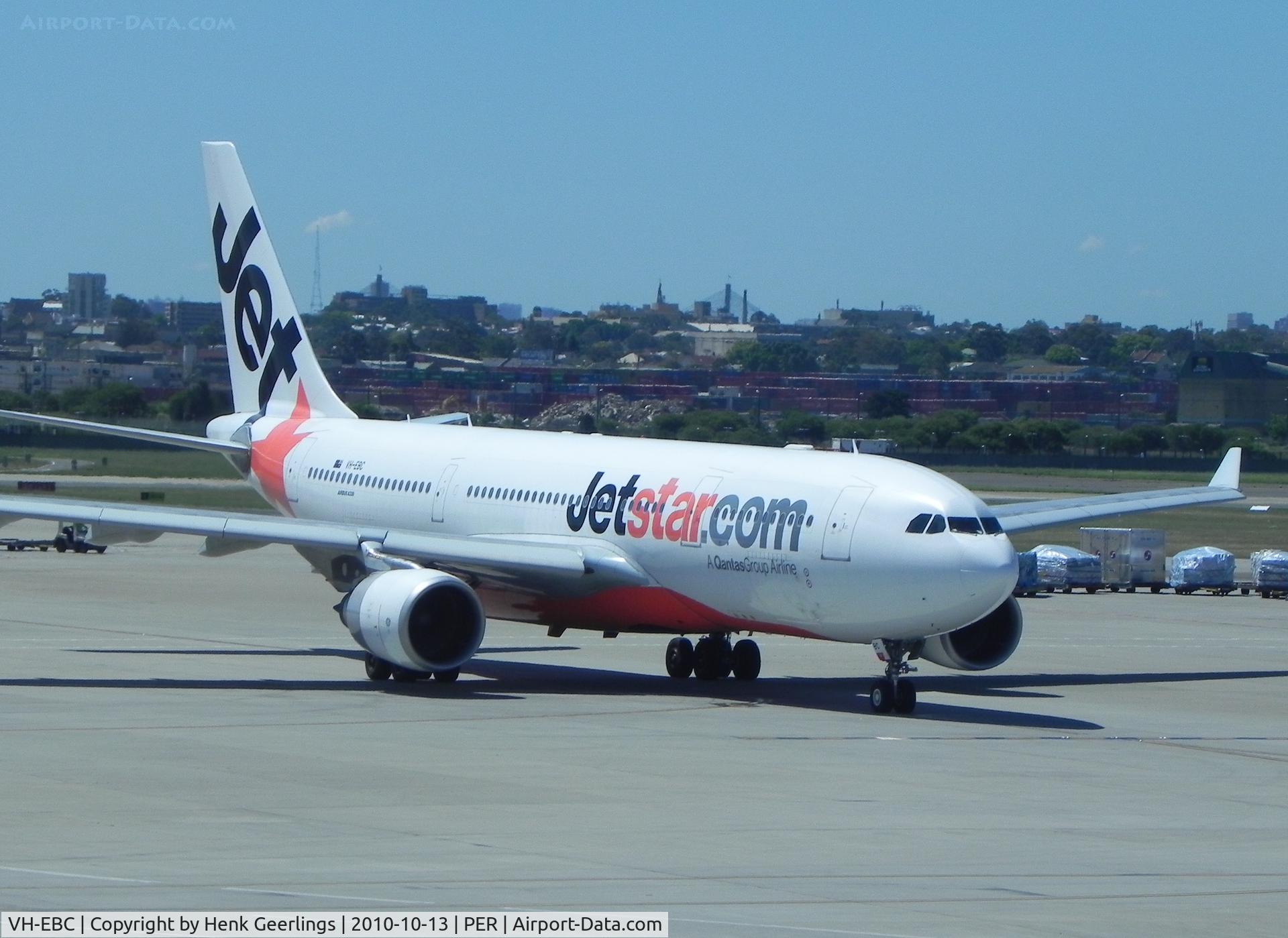 VH-EBC, 2003 Airbus A330-201 C/N 0506, Jetstar A330