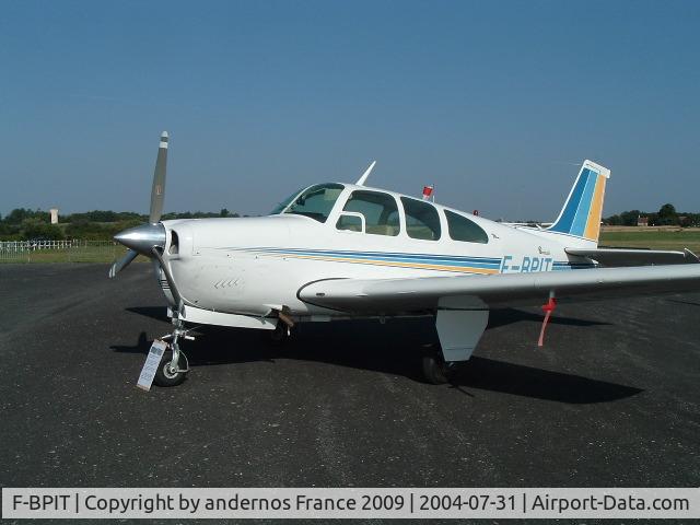 F-BPIT, Beech 35-C33 Debonair C/N CD-852, WHITE and blue