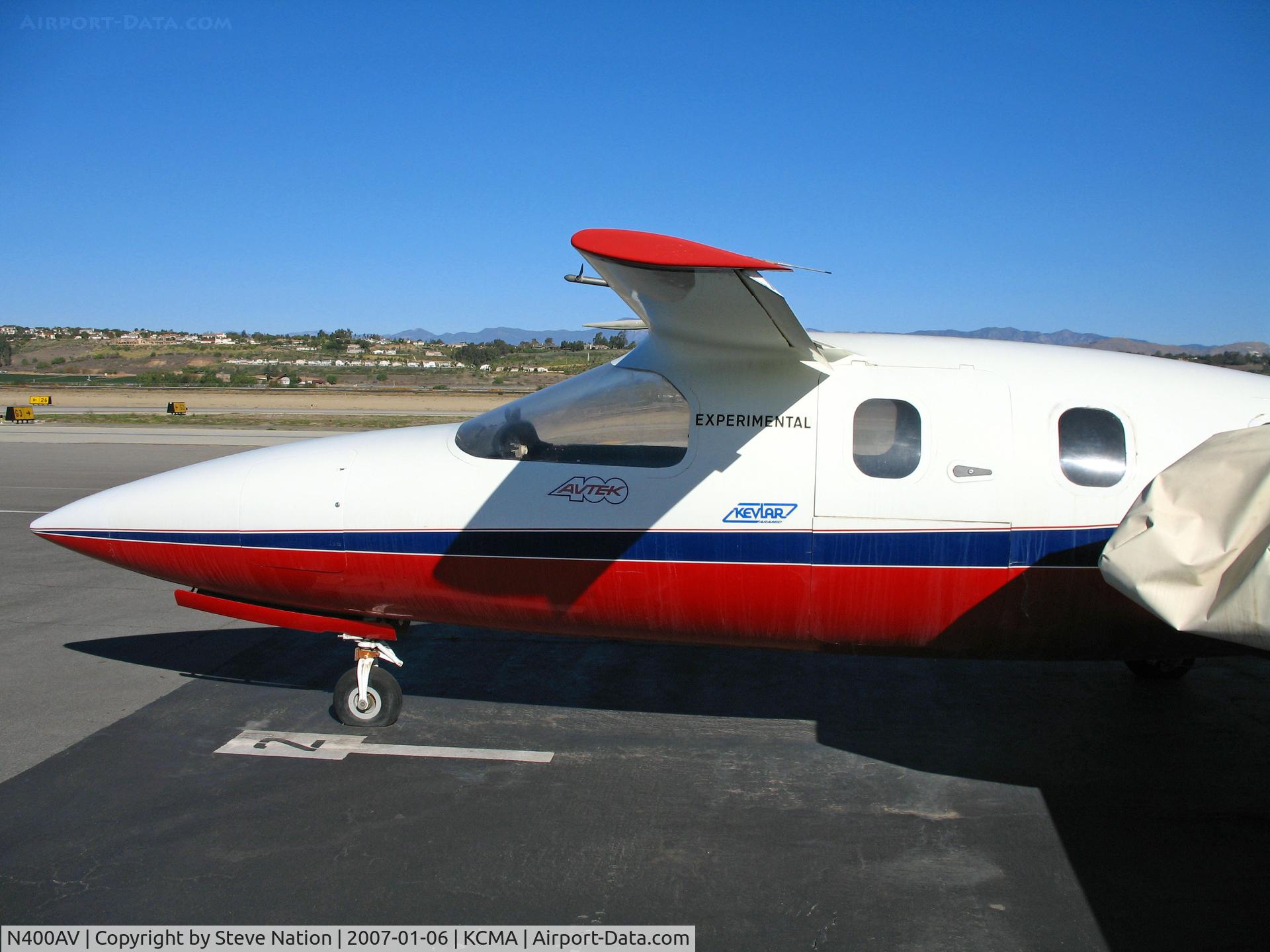 N400AV, 1984 Avtek Corporation 400 C/N POC-001, CLOSE-UP of forward section of 1984 Avtek 400 prototype on the ramp