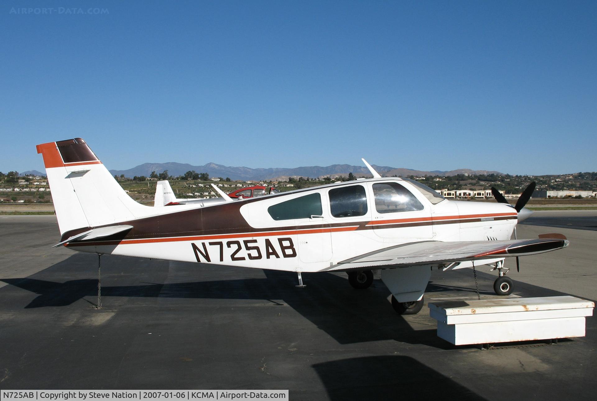 N725AB, 1969 Beech F33 Bonanza C/N CD-1238, Locally-based 1969 Beech F33 (sharp looking paint)