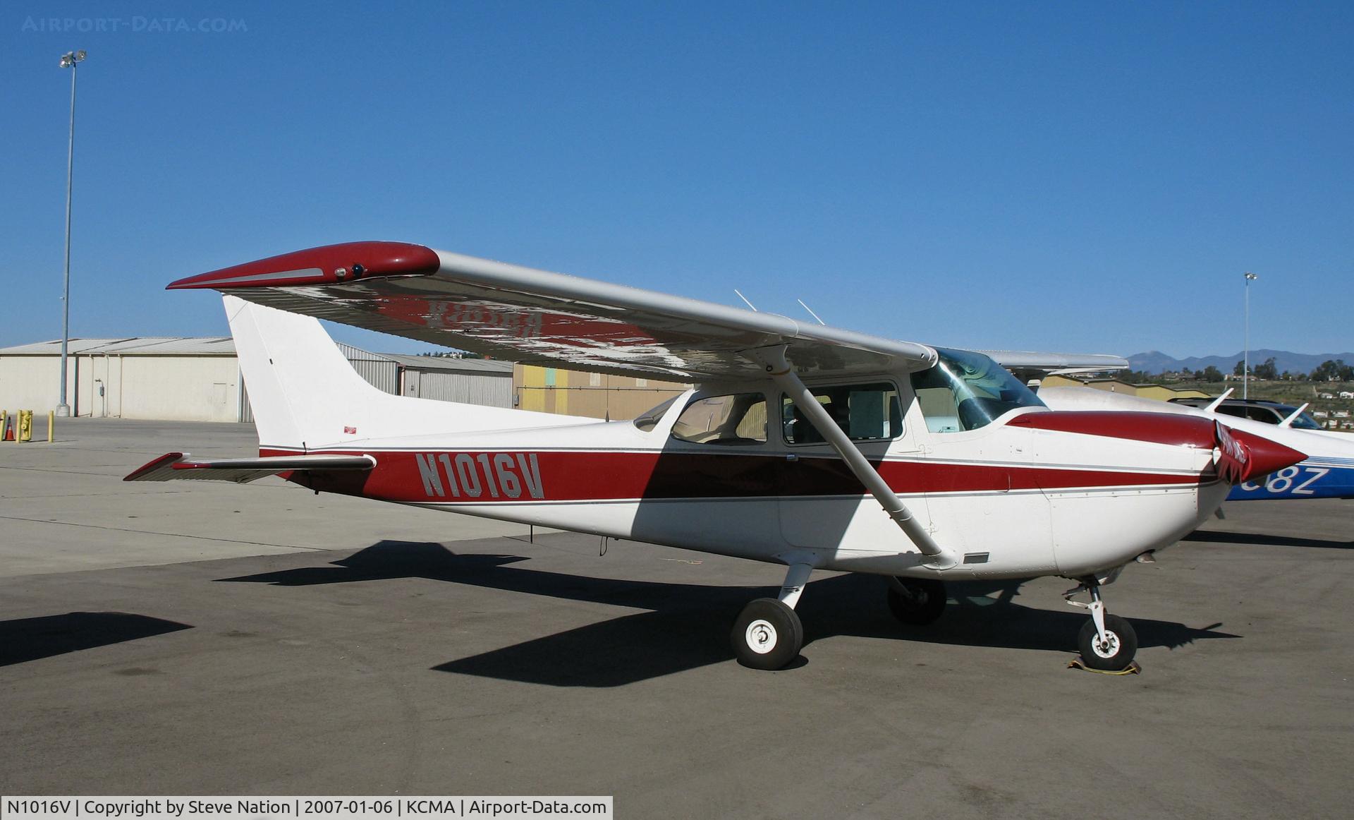 N1016V, 1976 Cessna R172K Hawk XP C/N R1722082, 1976 Cessna R172K called Camarillo Airport home when she posed on a sunny, balmy January 2007 day for this photo (now based in Arizona)
