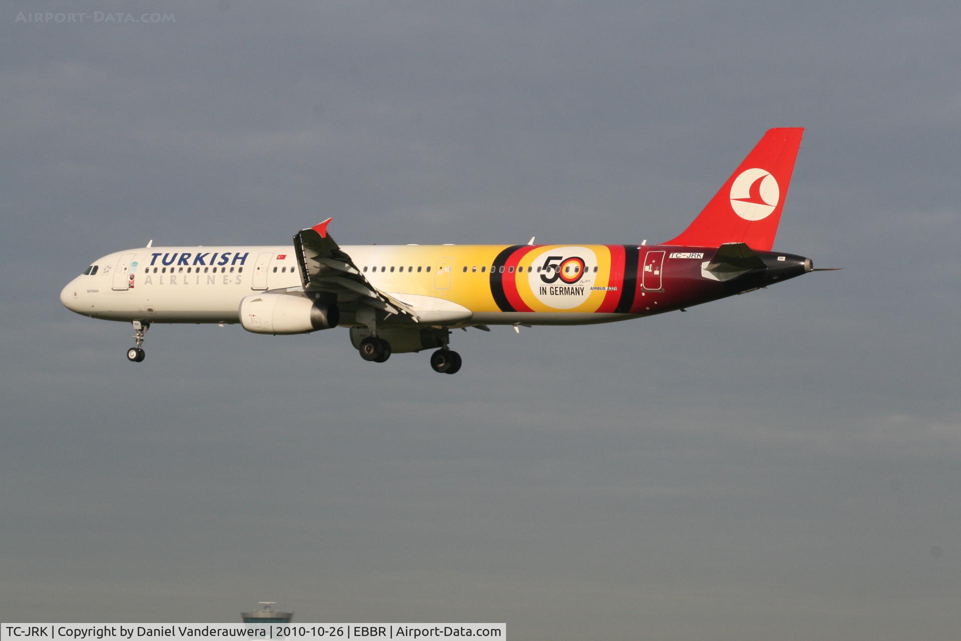 TC-JRK, 2008 Airbus A321-231 C/N 3525, Flight TK1937 is descending to RWY 25L