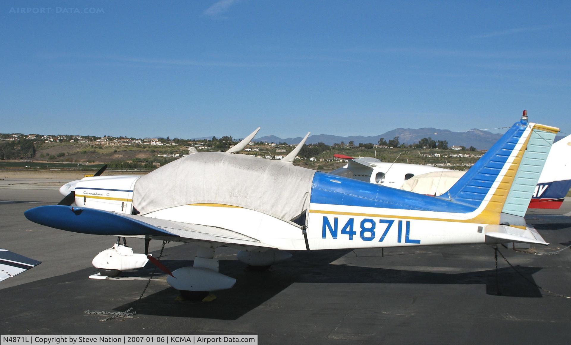 N4871L, 1967 Piper PA-28-180 C/N 28-4226, 1967 Piper PA-28-180 Cherokee on sunny, balmy home ramp at Camarillo Airport in early Jan 2007