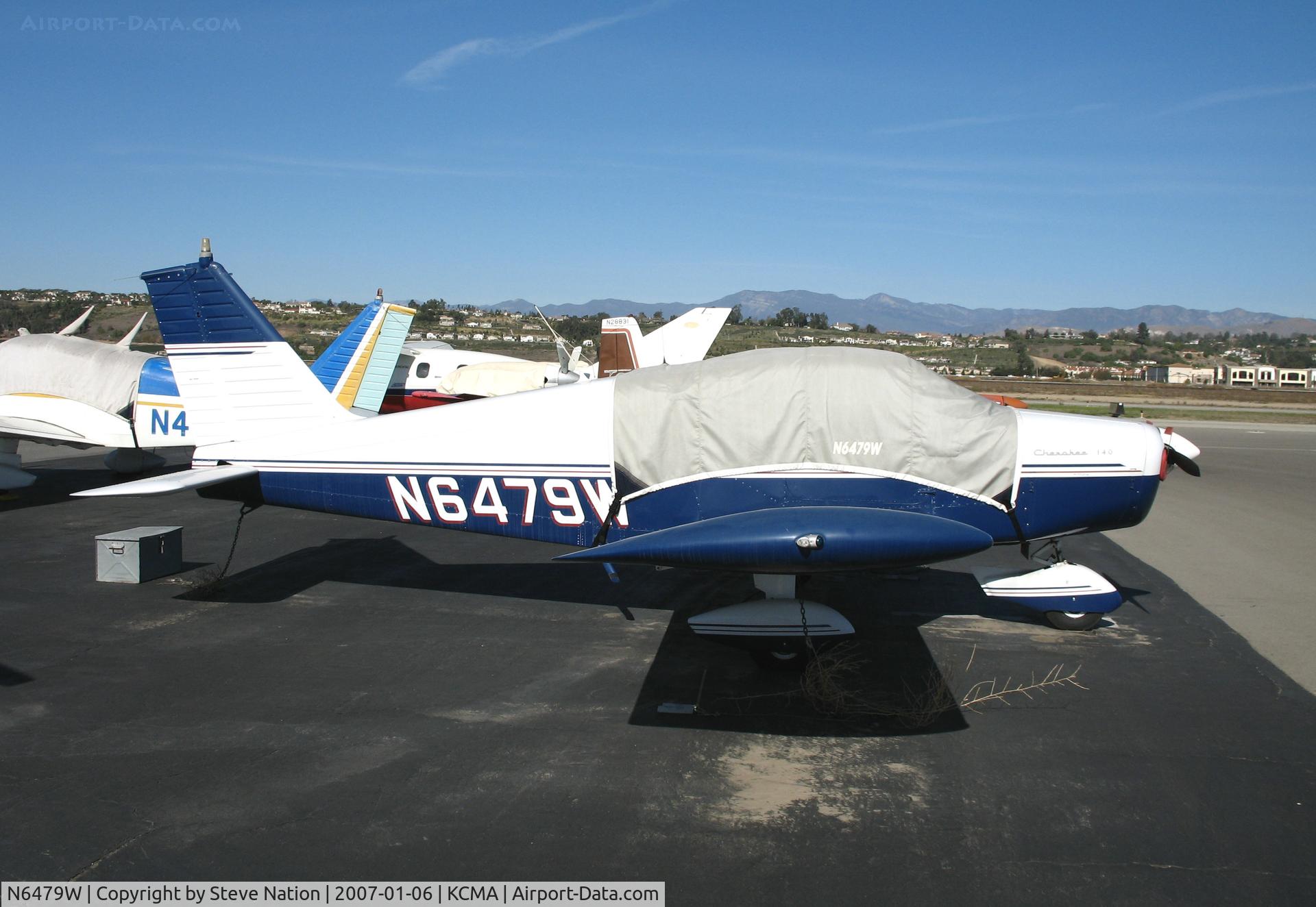 N6479W, 1964 Piper PA-28-140 C/N 28-20553, Locally-based 1964 Piper PA-28-140 Cherokee didn't need the canopy cover at Camarillo Airport, CA on sunny, warm Jan day (but after move to Missoula, MT in 2008 she does now!)