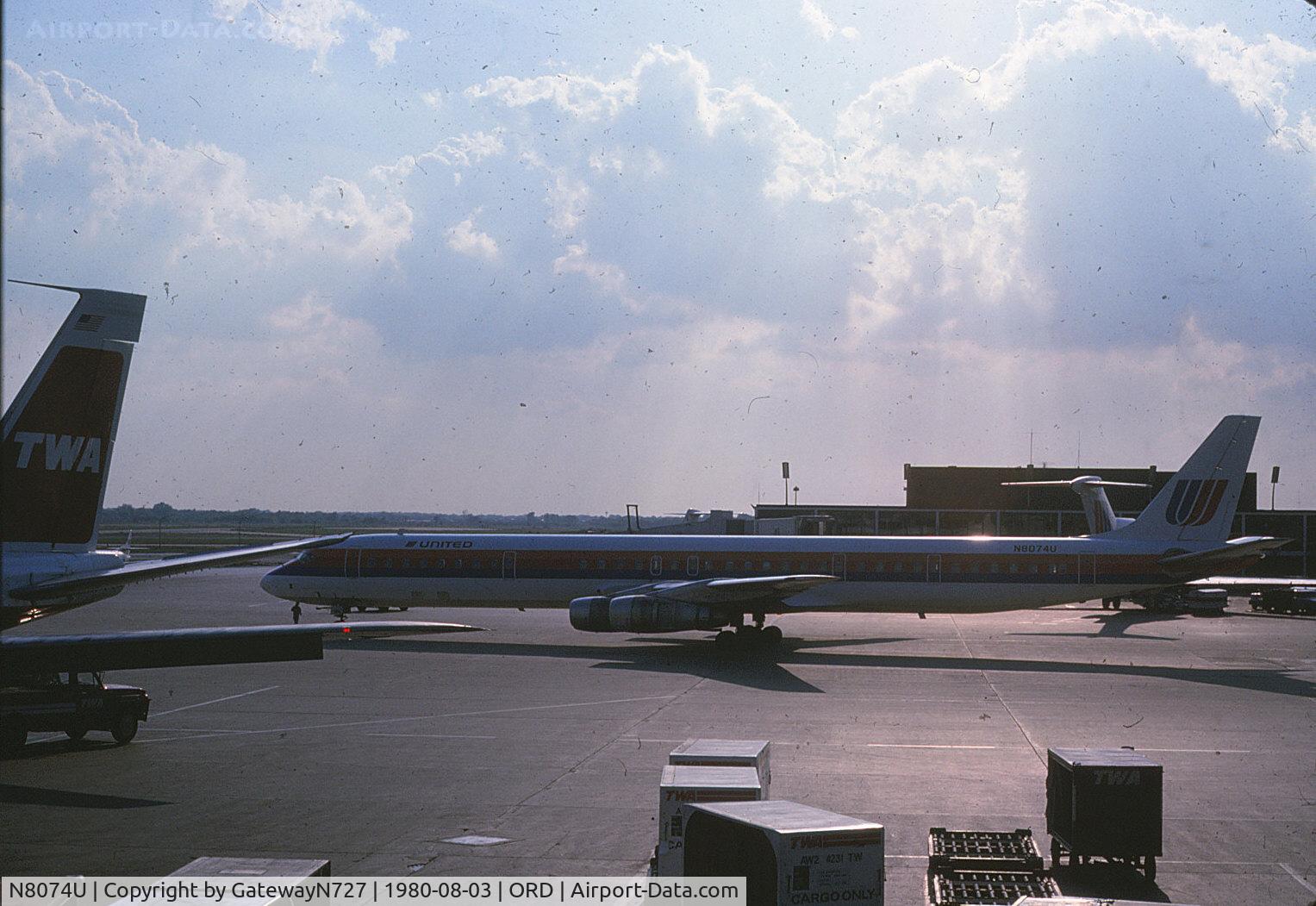 N8074U, 1967 Douglas DC-8-71 C/N 45849, Still a DC-8-61 at this point. On pushback from O'Hare.